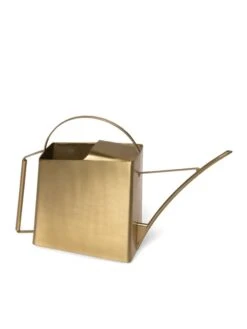Precision Brass Watering Can -Eco Garden Shop 3 4 crop 8612812 314