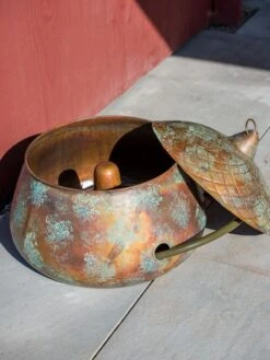 Acorn Hose Pot -Eco Garden Shop 3 4 crop 8613361 0051