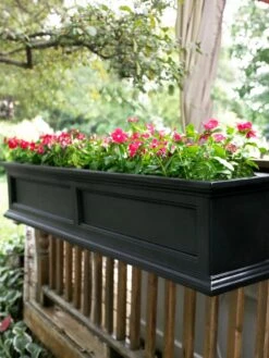 Fairfield Self-Watering Window Box, 5’ -Eco Garden Shop 8588938 101V tif