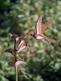 Hummingbird Garden Copper Weathervane With Pole -Eco Garden Shop 8600377 03v hummingbird cottage weathervane roof mount 1