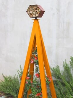 Bee Bungalow + Akoris Garden Tuteur Jr. -Eco Garden Shop 8600532 04v bee bungalow akoris garden tuteur kumquat