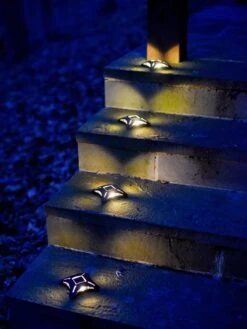 MAXSA® Solar Ninja Stars™ 4 Pack